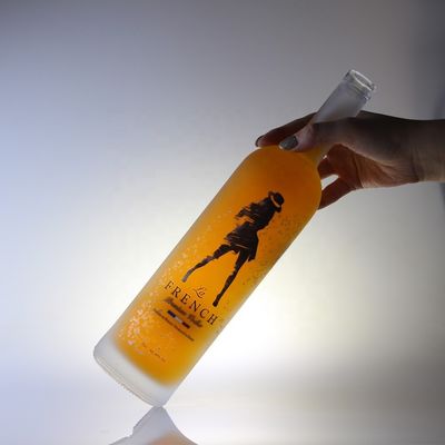 Großhandel 750 ml 1000 ml Frosted Decal Glasflasche für Bier Wodka Whisky Spirituosen