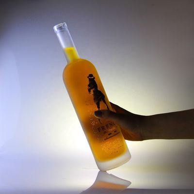 Großhandel 750 ml 1000 ml Frosted Decal Glasflasche für Bier Wodka Whisky Spirituosen