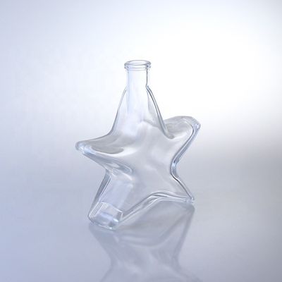 Whisky-Wodka- und Brandy-Glasflasche in besonderer Form mit Korkenoberfläche aus Glas