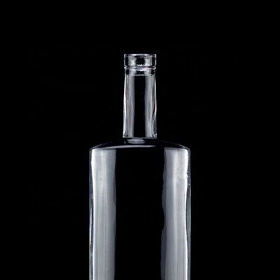 1750 ml 1000 ml Glasflaschen für Spirituosen kundenspezifische runde Wodka Flasche vielseitige Verwendung