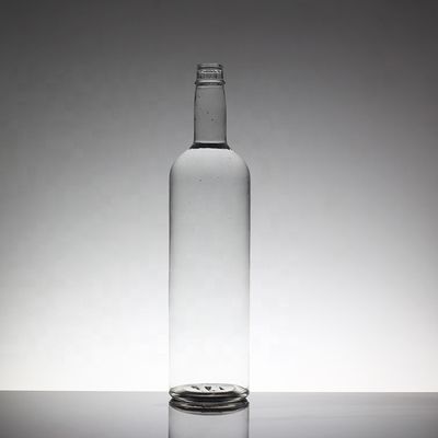 Gravieren einer 1-Liter-Glasflasche mit Korkkappe für Alkohol-Whiski-Wodka