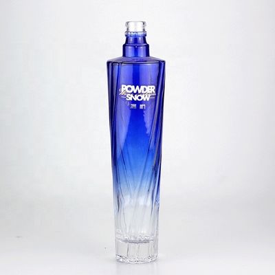 750 ml Blaue Quadratglasflasche mit Schrägfarbe und Schraubhaube Funktionsmerkmale