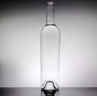 Durchsichtige oder individualisierte Flaschenfarbe Personalisierte Wodka-Glasflasche für Massenbestellungen