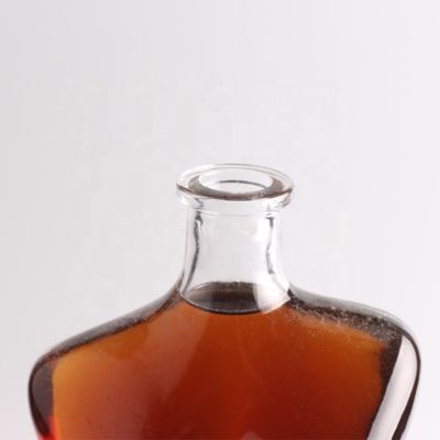 Glashalsband 75cl Lady Body Glasflasche für Wein Likör Wodka Kreatives Design