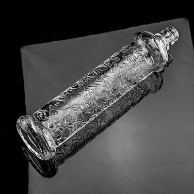 Schöne Drachen-Glasflasche mit goldenem Deckel, kundenspezifisches Logo und Glasbasis
