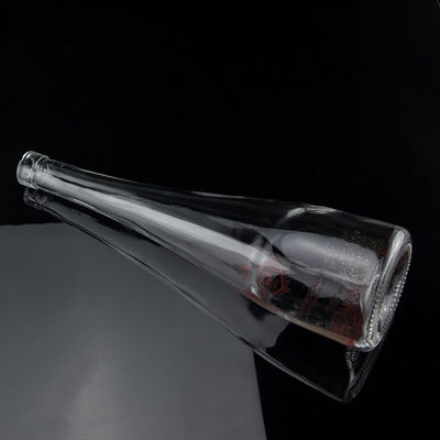 Kegelförmiger Bildschirmdruck Wodka Whisky Liquor Glasflasche 750 ml mit Super Flint Glas